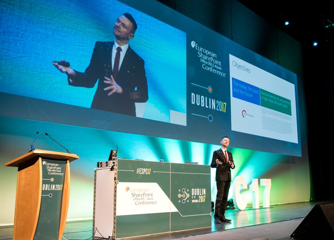 ESPC_Community's tweet photo. "Build intelligent intelligence and not artificial stupidity." @rafaldotnet making Machine Learning look easy at #ESPC17 https://t.co/mHq3VvnwnT