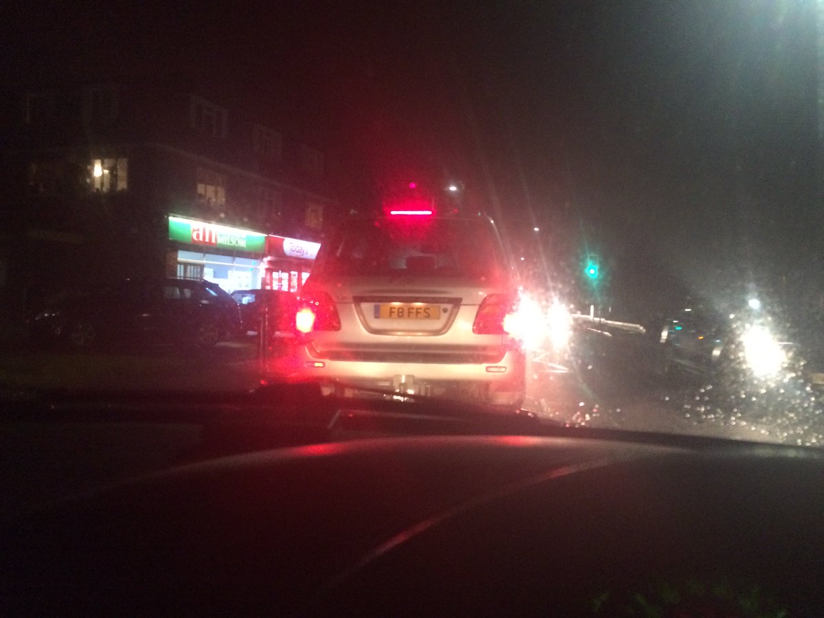 BluesBracknell's tweet image. &quot;I&apos;m sorry to bother you again but could you remind me, what&apos;s the shortcut for the Advanced Boot Options menu?&quot; #PCjoke #coderjoke #probablynotfunny 🤓