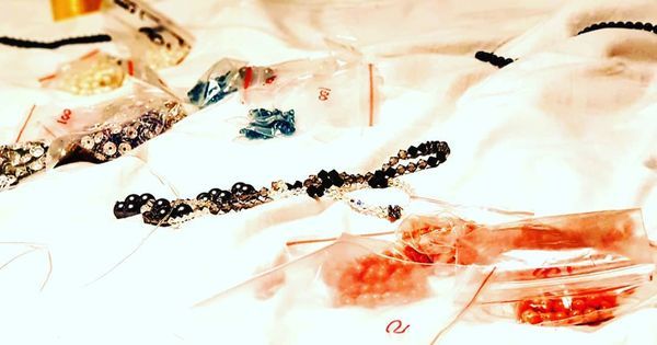 mo_crystals's tweet photo. Just Pinned to Crystals: Bead Life... #beads #Swarovski #crystals #custom #design #fashion #art #brand #wednesday … https://t.co/gjOjhxwTNY https://t.co/41hpPWhjmB