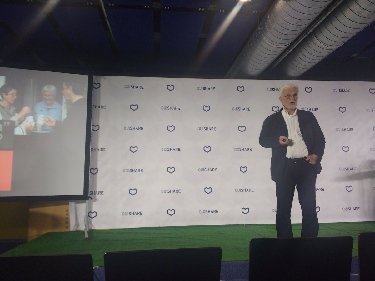 Ezio Manzini en #OSFestBcn explica que otra beta es posible -la #innovación social- lejos de la ideología neoliberal