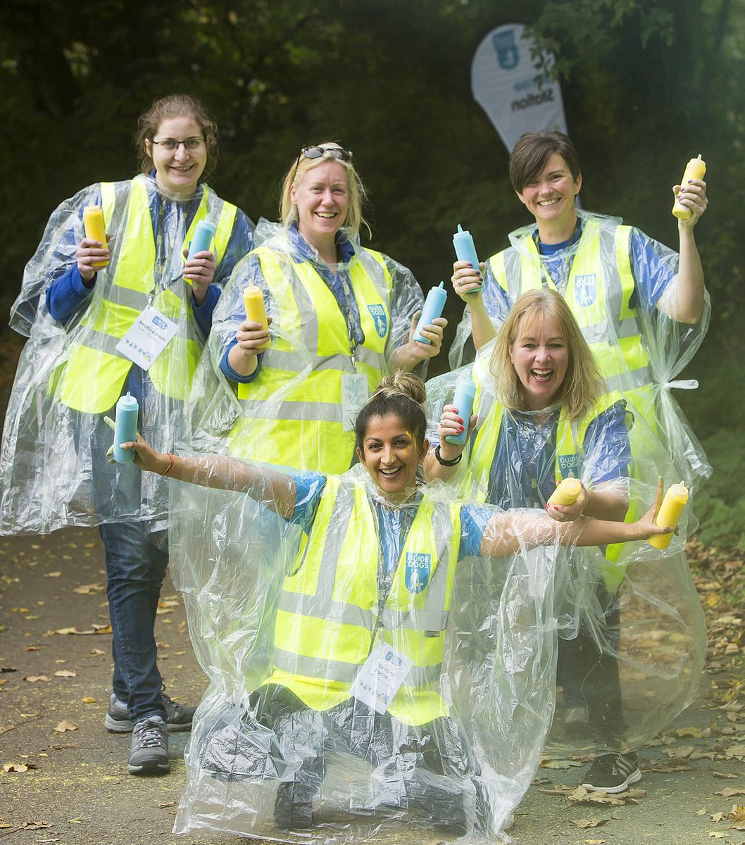 A group of Guide Dogs volunteers at a Use Your Senses 5k run