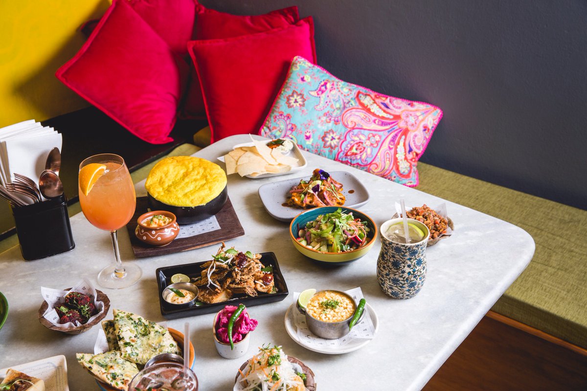 <a href="/Eatsoho/">Eat Soho</a> Celebrate #Christmas the Talli way! ✨Indian half plates, full drinks and your own private dining room. Take a peek at our party menus: ow.ly/nUr030gxONI #soho