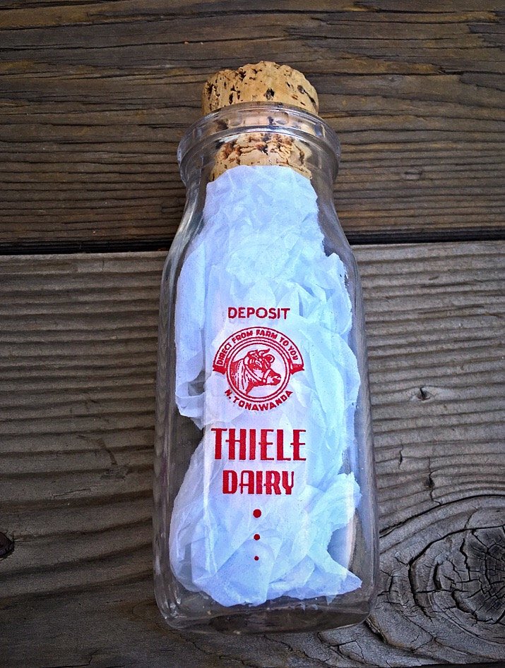 NostalgicDRPro's tweet photo. Thiele Dairy Glass Half Pint Milk Bottle #etsy #vintage #collectibles #dairy #decor #thiele #milk #glass #bottle https://t.co/9Mh9EjvxEI https://t.co/OswEtNb46p