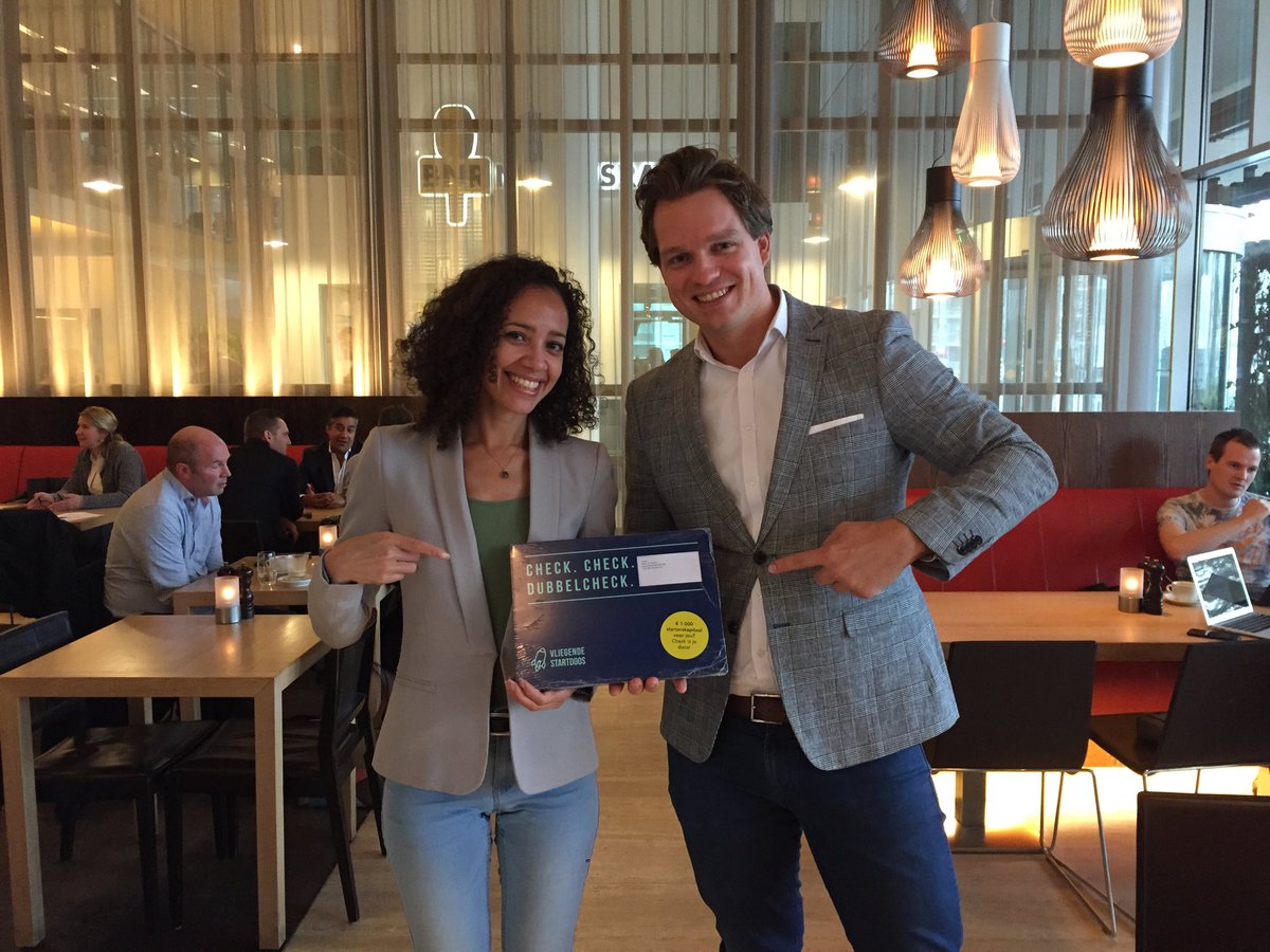 alexsmith1501's tweet image. Leuk gesprek met @jeroensakkers over mijn deelname in #vliegendestartdoos voor #starters. Topinitiatief voor #zzp'rs