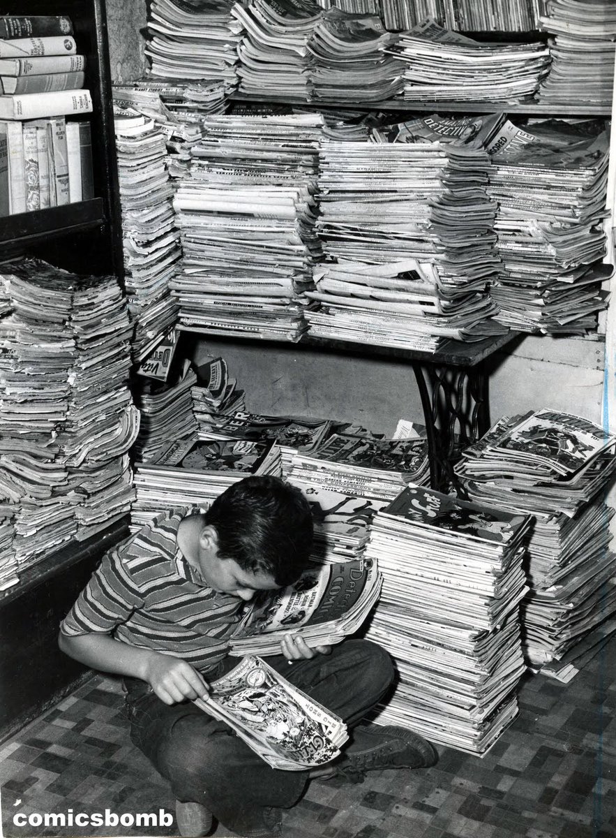 ComicAlchemist's tweet image. PRO TIP: Get your kids in to comic books. 

They won’t have any money for drugs. 

TheComicAlchemist.com