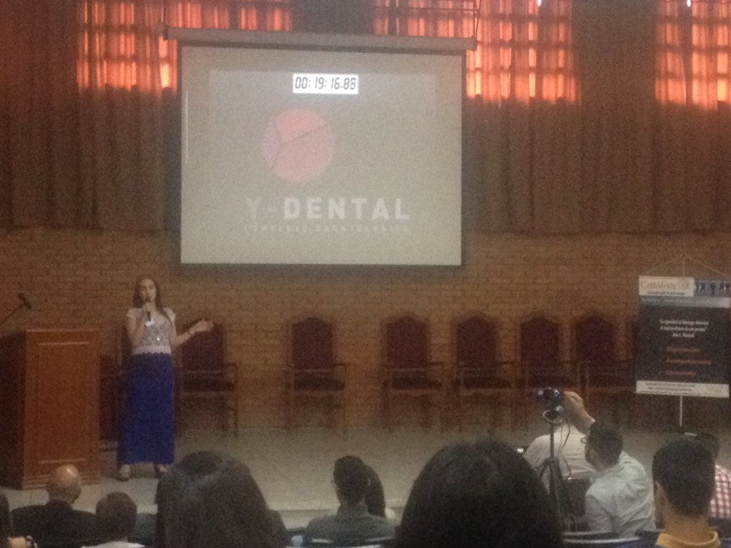 Comienza el IX Hablemos de Emprendimiento: emprender en Venezuela es posible con Yuleidy Pino y su <a href="/Ydentalcomplejo/">Y-Dental</a> #GEW2017