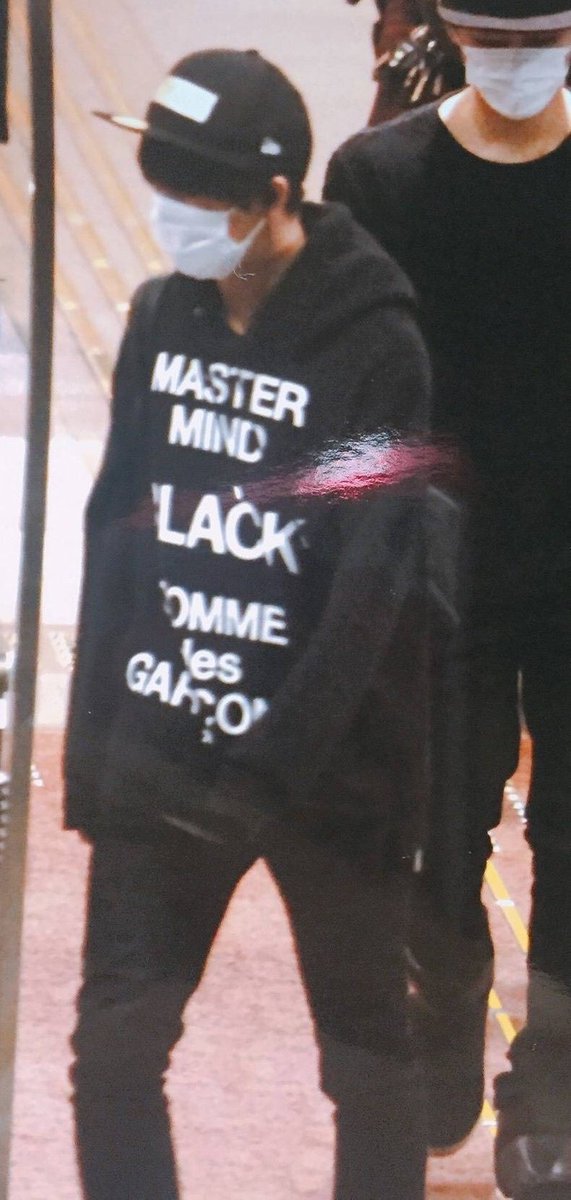 有岡大貴私服
