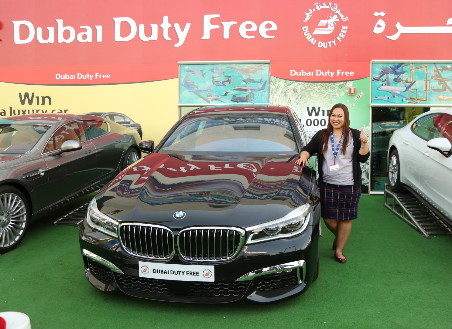 Dubai Duty Free sur Twitter : "And look who won a brand new BMW at the 4th day of the Dubai Duty Free Airshow Finest Surprise draw! Congratulations Ms. Meriam Singson for