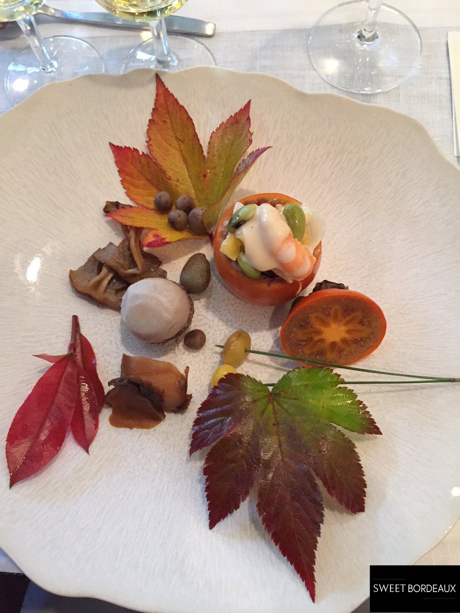 SweetBordeauxUS's tweet photo. Press lunch in China at Maxivin restaurant with Mr SAITO best sommelier! :) https://t.co/JW1xDGFRlW
