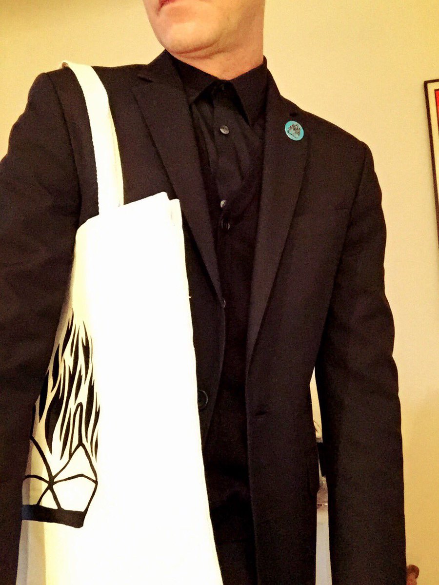 cr1ck3tz's tweet photo. Off to skool with my super sweet @ladyxscience swag! You can be awesome-looking too - check out @ladyxscience! Thank you @leilasedai @AnnaNReser! #Resist #Distupt #BurningBra https://t.co/BfFklDQv2N