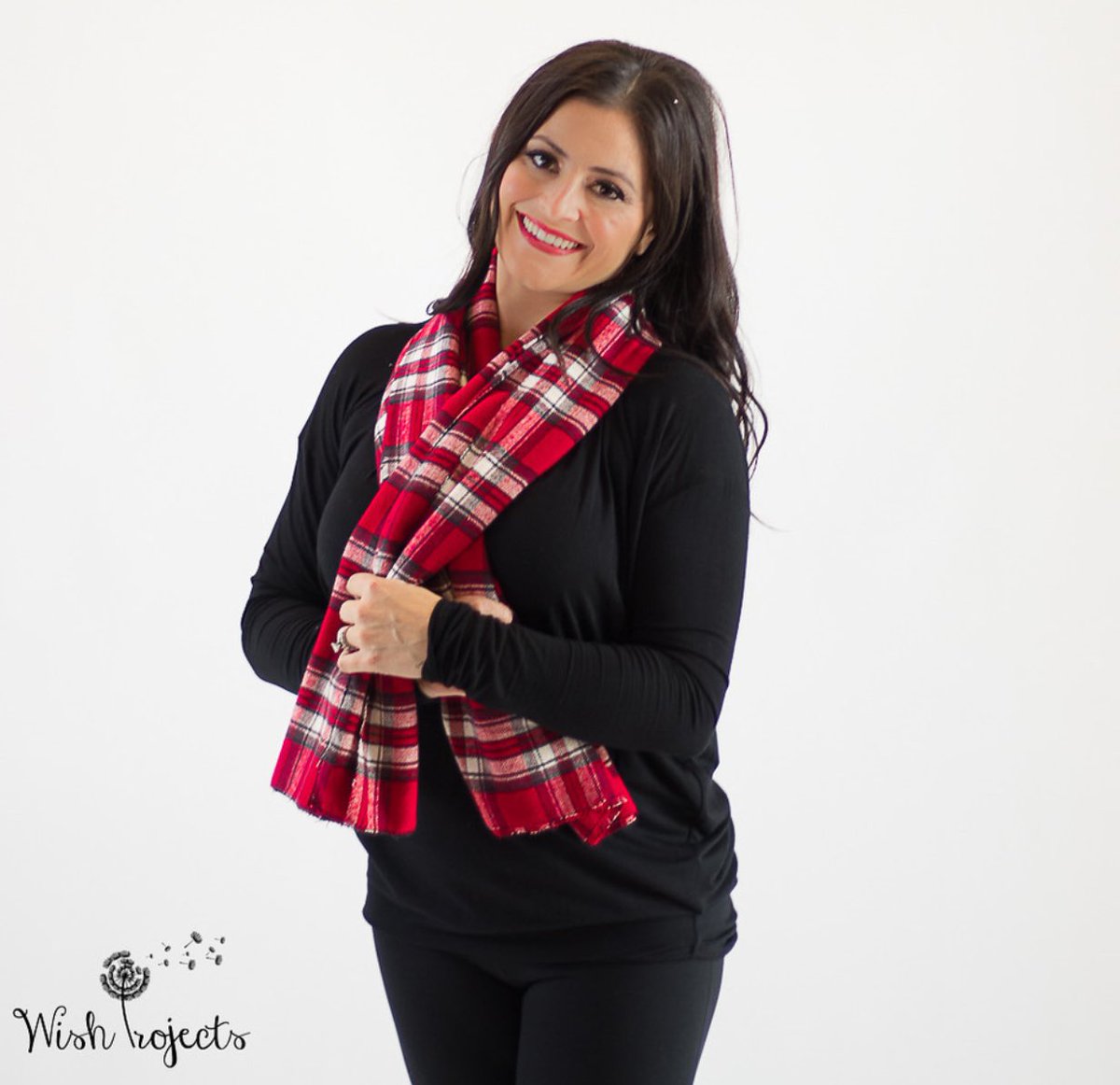 CreationsbyCC15's tweet photo. Baby it's cold outside! Bundle up with our versatile scarfs/shawls! Limited supply available! ❤️https://t.co/OlsU0N4kzl https://t.co/GfuXAh46D2