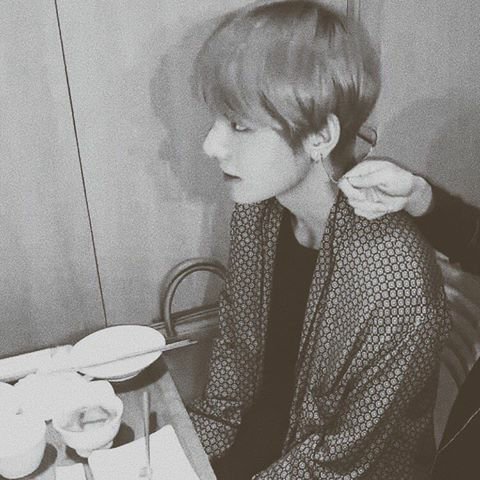 Mphi00's tweet photo. 어쩌면 네가 내 남자 친구가 될거야🐯
@BTS_twt https://t.co/m2aYhHDPiU