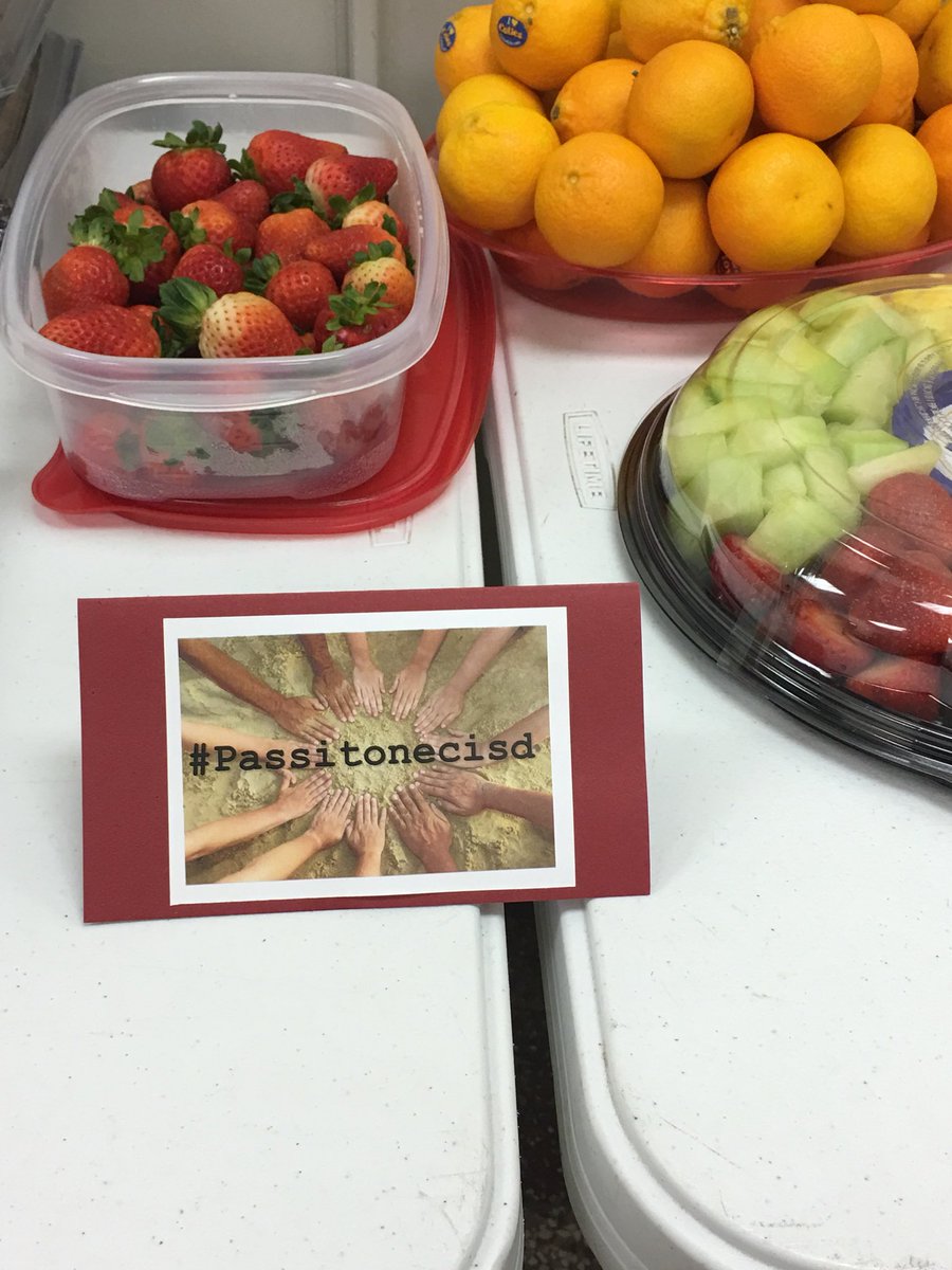 RussellAmy_87's tweet photo. #passitonECISD @BonhamOwls @juliegmarshall @EctorEagles passing it on to GREAT staff at Bonham @ttrr_ramage @KdherreraEMS @mrsddavis66 @lmnorrid @regdanlee @gonzalcr39 @kelliew41 https://t.co/wPfXeVFhFB