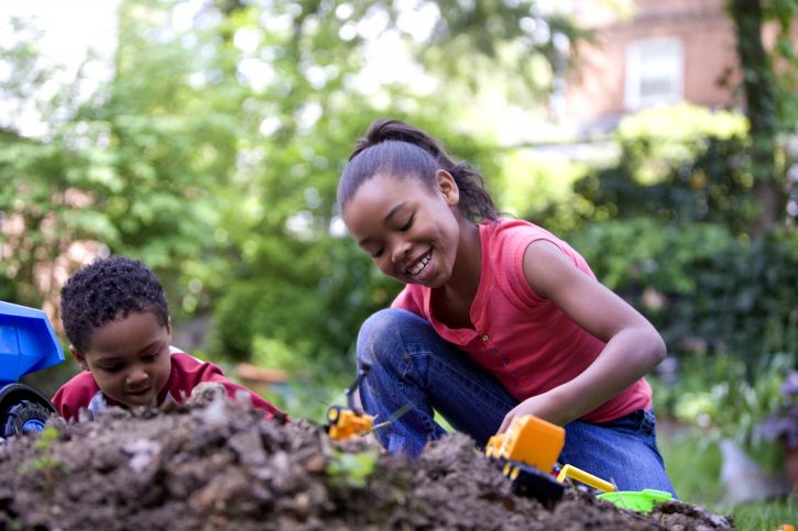 Glenelgspring's tweet photo. Our Children are our future. Keeping them involved in outdoor activities feeds their creativity, keeps them moving and enhances social skills. Make #Glenelg #SpringWater a part of play time to keep them hydrated.#Puritywithin #Caribbeankids #Water #Humpday https://t.co/qQXWwhbX7X