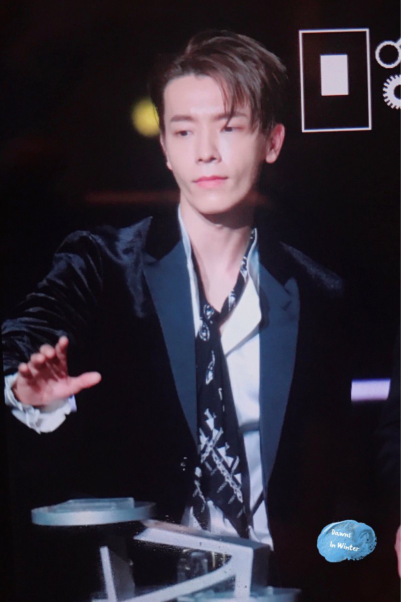 171115 AAA 💙👏🏻
#동해 #Donghae