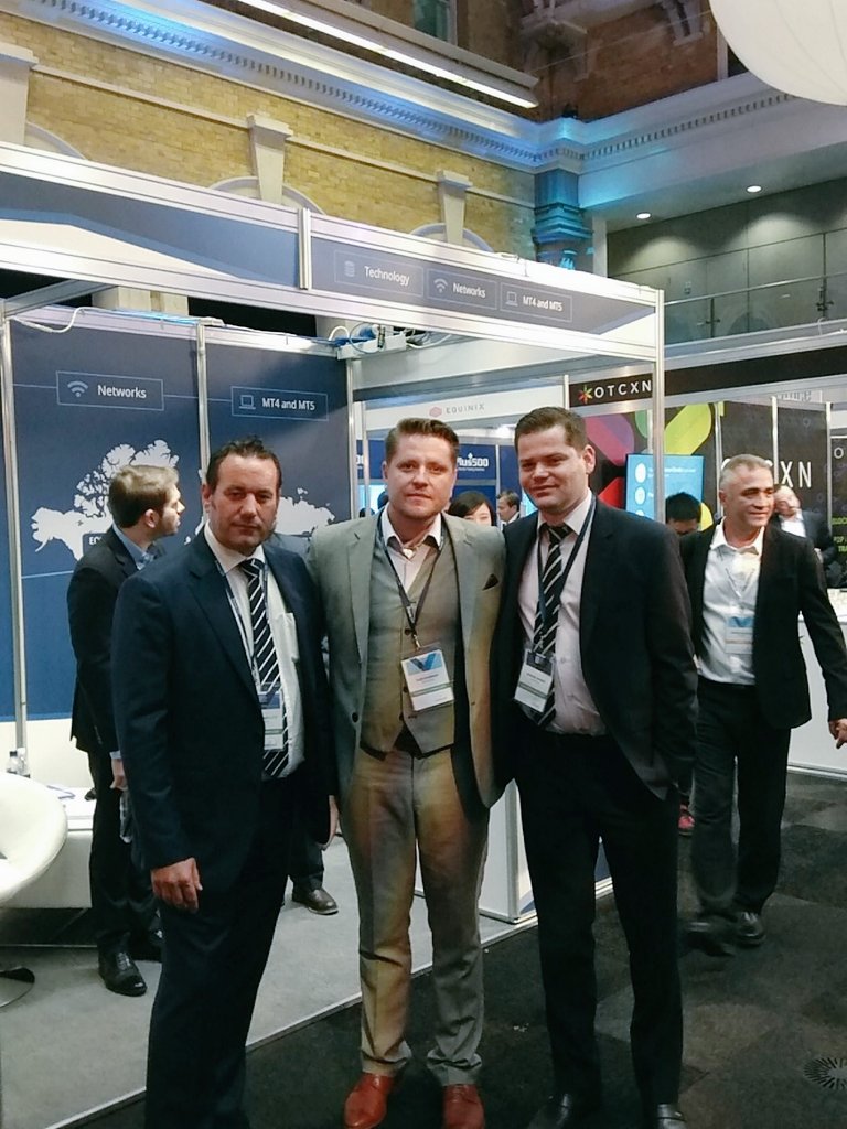 primexm's tweet photo. The #primexm gang posing for a picture π - #londonsummit17 https://t.co/8EBMXFo0UU