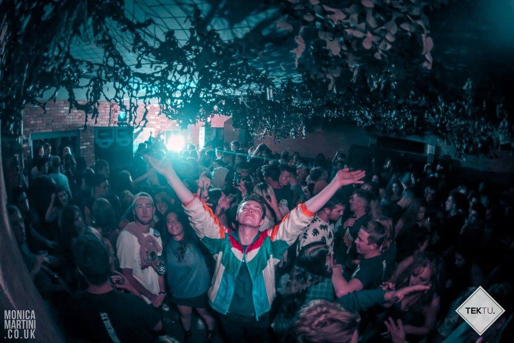 Tektu_'s tweet photo. One day to go 🔥

Final online tickets available for tomorrows Thursday Turn up

Head to our facebook page for more info.

#tektuthursdays https://t.co/b10iGbVhHc