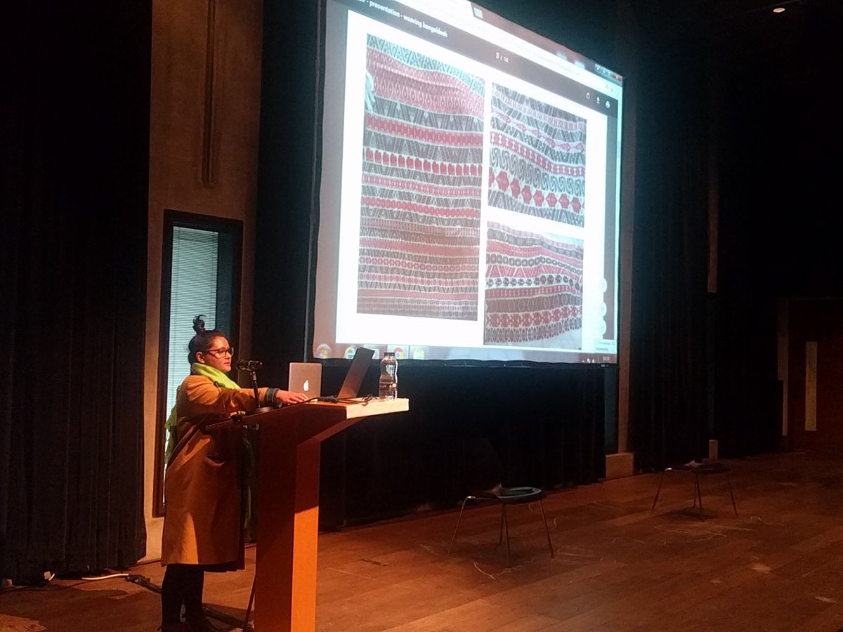 thirdtext_'s tweet photo. Raisa Kabir speaks about her work, a response to embodied resistance and textiles of indigenous tribes of the Chittagong borderlands #ToDrawtheLine https://t.co/aNOuQsOnBE