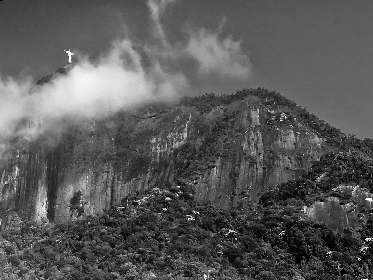 I'm at Café Paris in São Paulo, SP w/ <a href="/patriciamangia/">Patricia Mangia</a> @patrick28031980 @rbpatricio1 swarmapp.com/c/asPOwpPGCGK