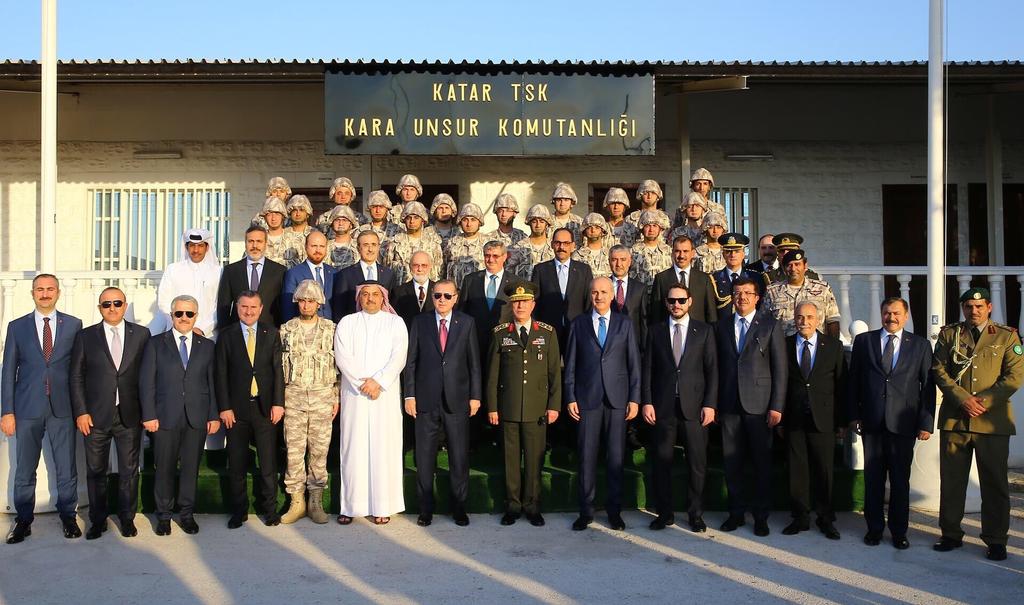 OA_BAK's tweet photo. Cumhurbaşkanımız  Sn. @RT_Erdogan ile birlikte Katar Türk Silahlı Kuvvetleri Kara Unsur Komutanlığı'nı ziyaret ettik. https://t.co/g6lo3kgU1k