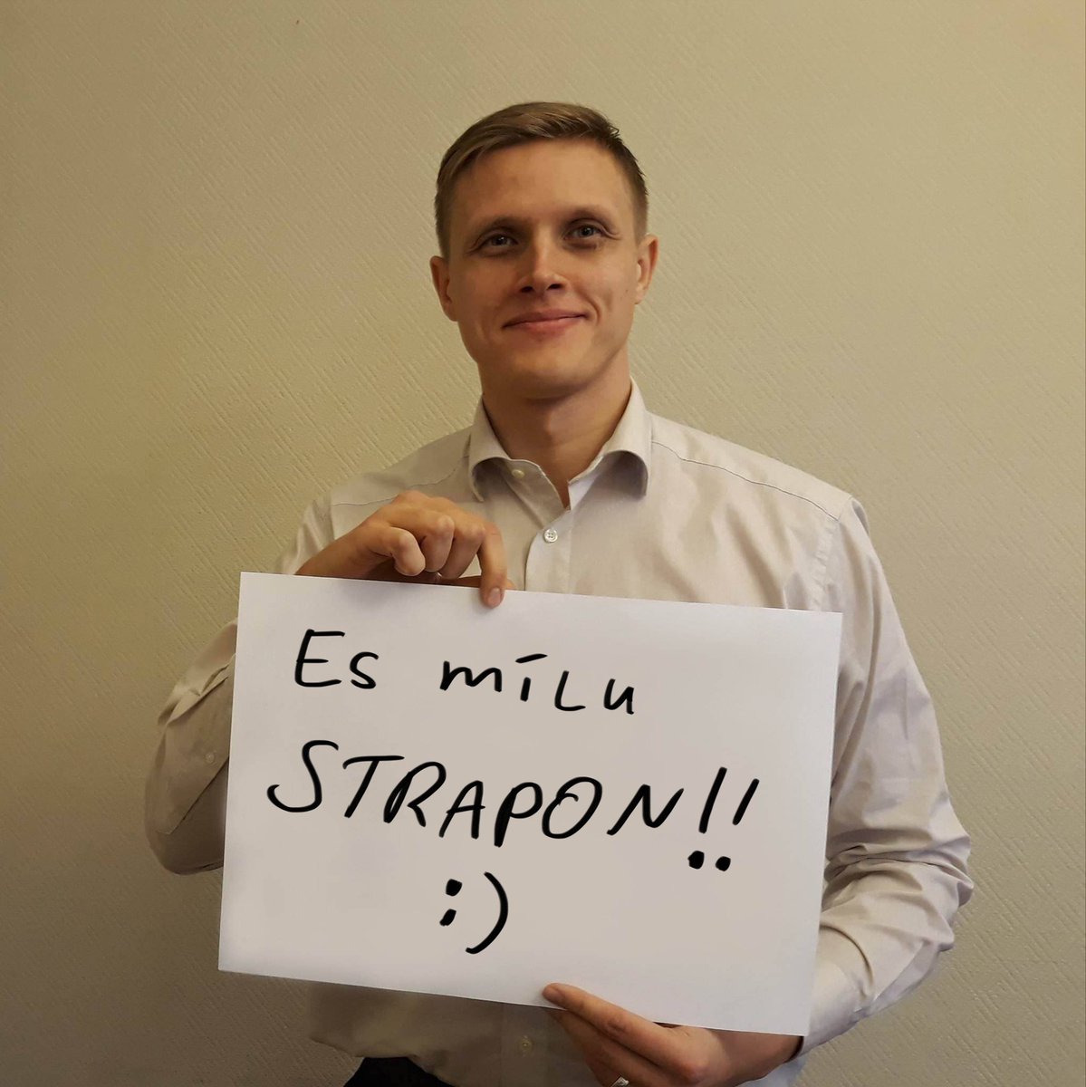 StraponRocks's tweet photo. Paldies par atbalstu, Jāni! #DombravaTeic https://t.co/5gotiRfvuz