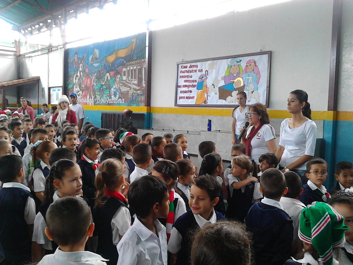 ue_col's tweet photo. Visita de Supervisión AVEC Caracas. @AVECSanCristbal @dfsandreina https://t.co/FdyYZQ86cv