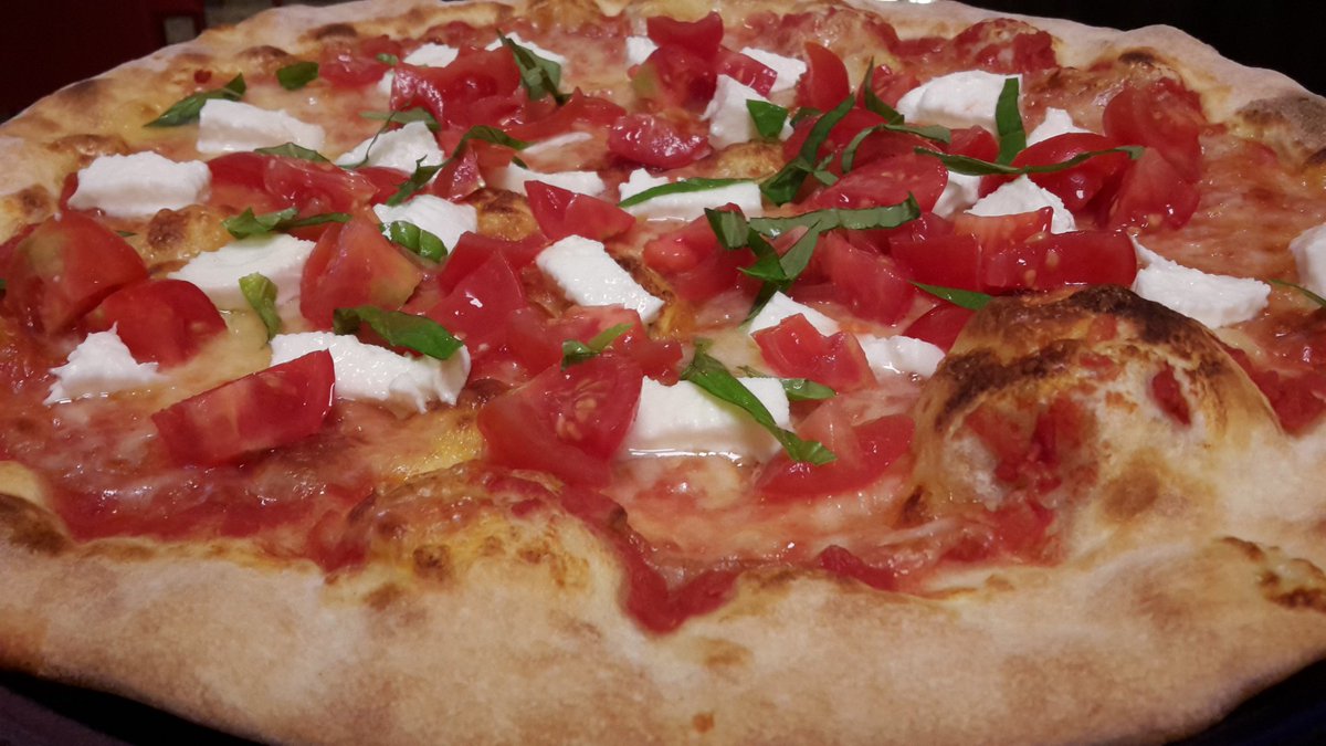 agobolly's tweet image. #15novembre pizzeria  paradiso  verona