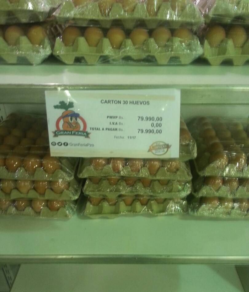 elpapiramon77's tweet photo. ASÍ EL PRECIO DEL CARTÓN DE HUEVOS HOY BsF= 80,000. DOLAR BsF=60,000. https://t.co/N2MZbqflCq