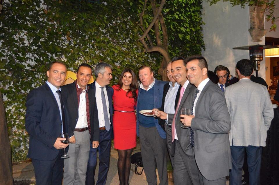 Acompañada de grandes del deporte 👏🏽😊