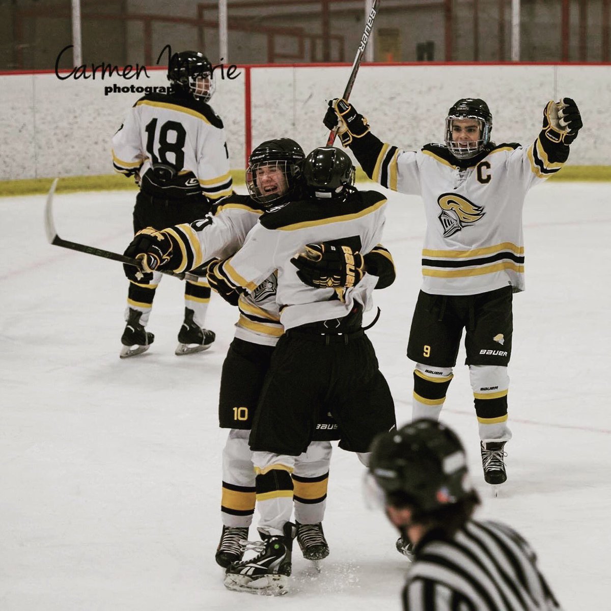 KHpuck's tweet photo. Game day! Come out and support your Knights at their first home game at Walker against Kalamazoo at 7 #khpuck #knightpride https://t.co/kS8dgEyych