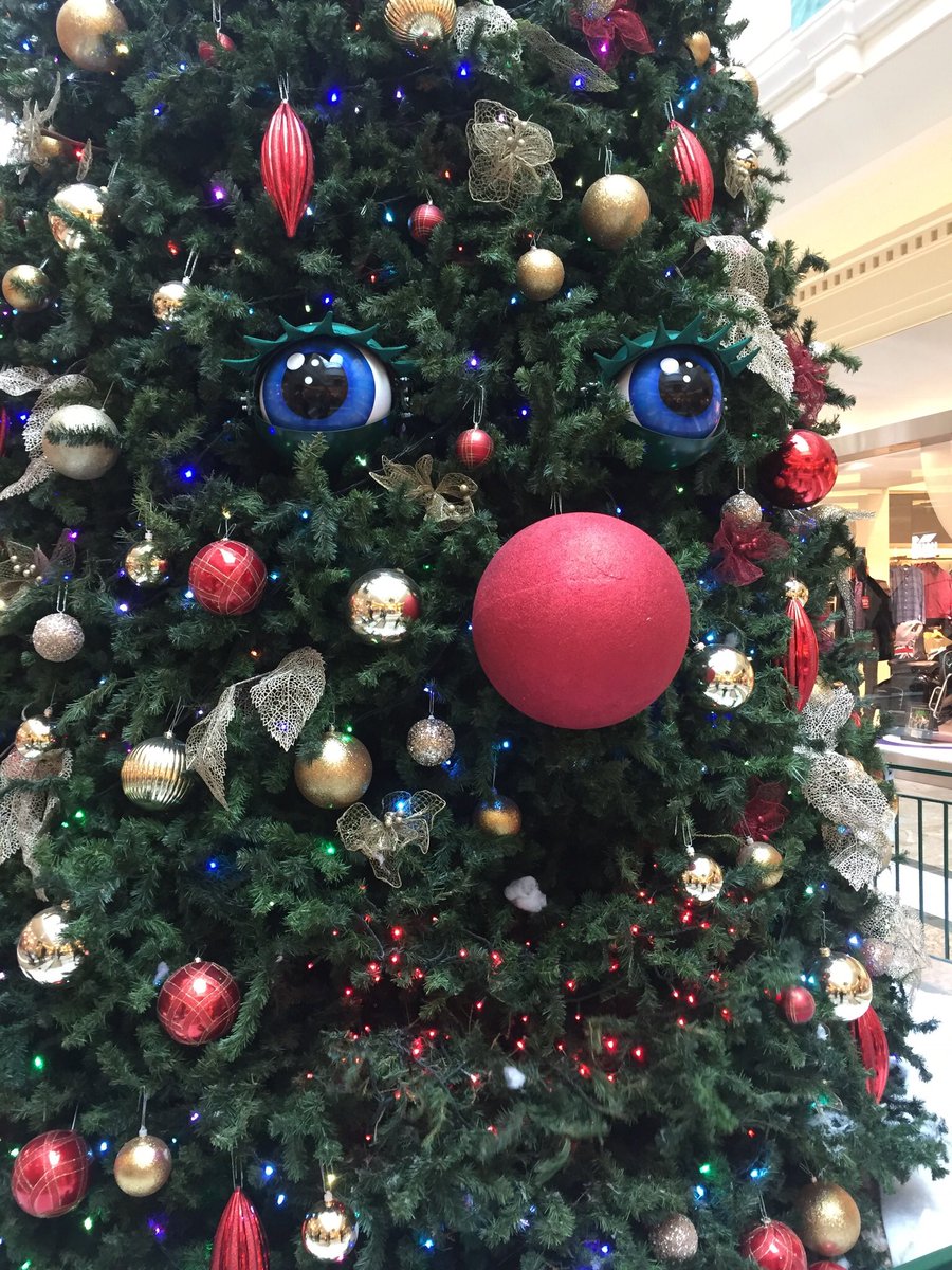 gemmacarter2's tweet image. Christmas in Trafford 🎄