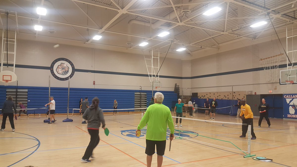 Satterwhitecarl's tweet image. Professional development with secondary @DMPSPE teachers learning #pickleball #S1.M12.8 #PhysEd  Thank you DM Metro Pickleball Club