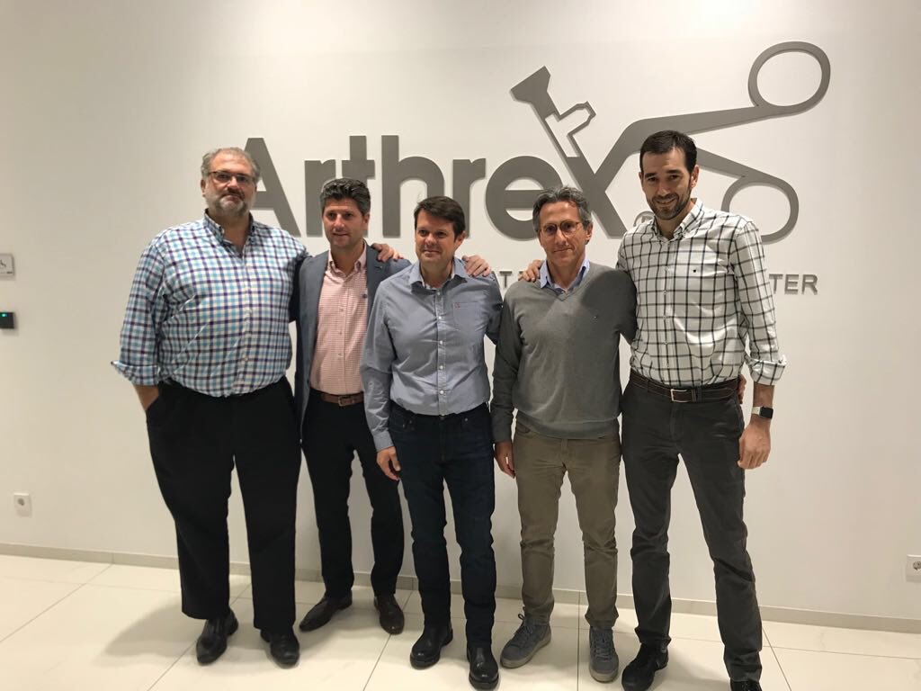 Da gusto dirigir un curso de #artroscopia #cadera con instructores de primera:@jjmasm <a href="/DrRaulTorres/">Cadera y Rodilla</a>, JC De Lucas y E. Fernandez. Gracias