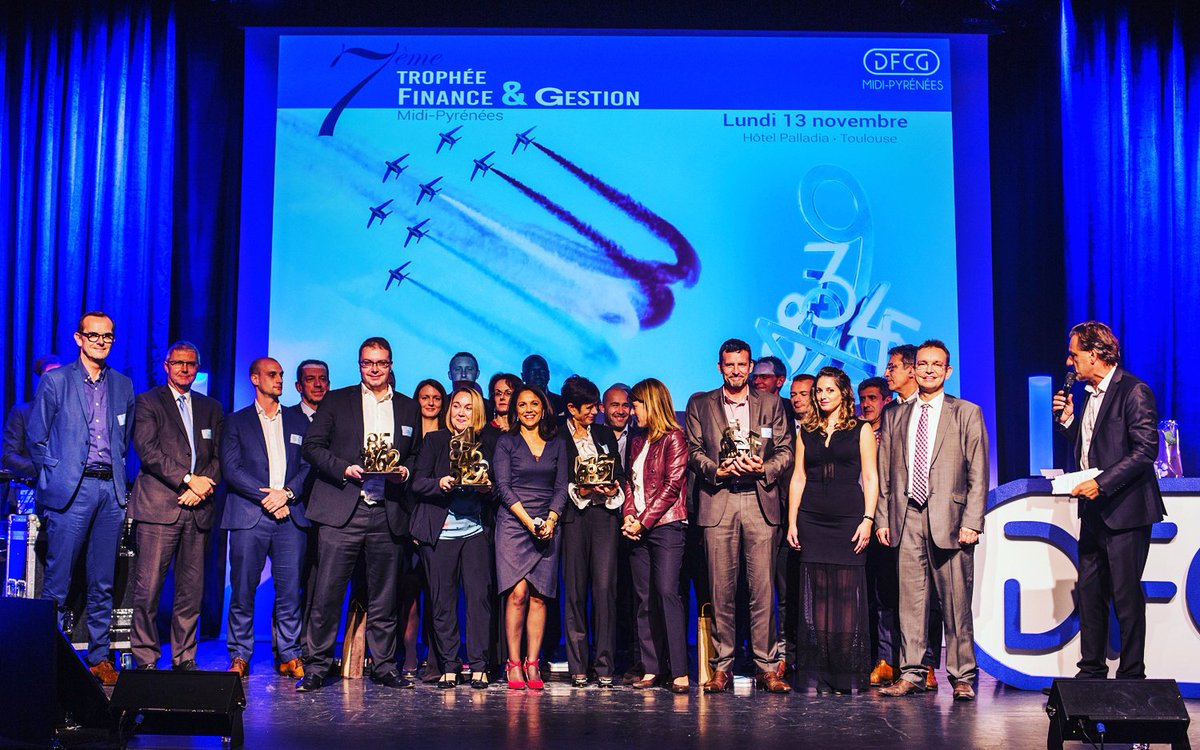 ComUnReve_MH's tweet photo. Proud of being a partner of @dfcg_mp for the third time! And happy to reward a woman for the first time! https://t.co/ERWpwoyFY1