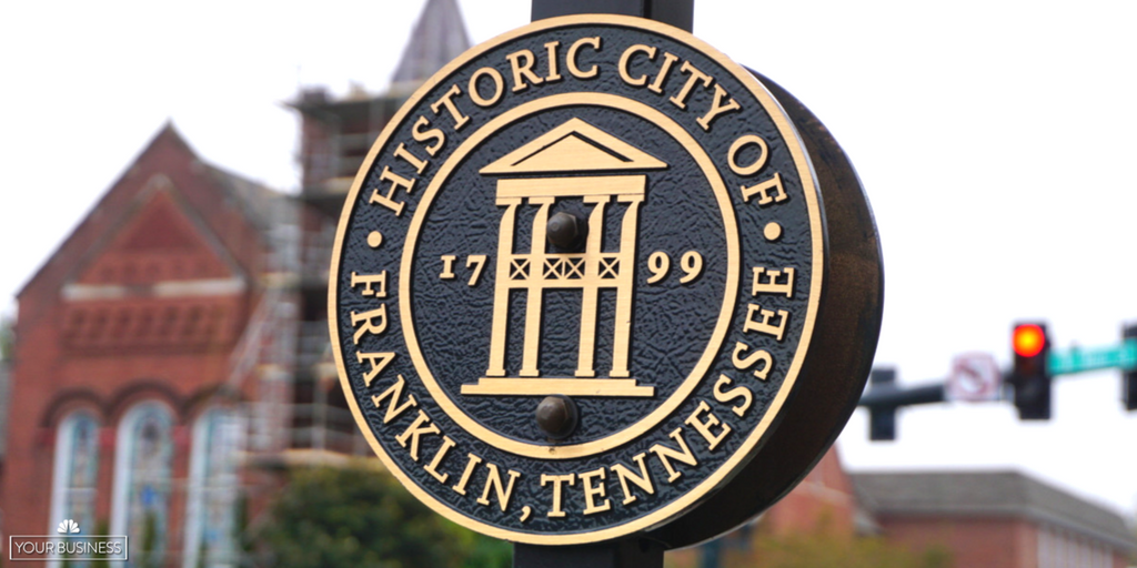 MSNBCYourBiz's tweet photo. Ding ding ding! We visited #FranklinTN this year for our special #YourBizSat edition of @MSNBCYourBiz. Tune in Sunday on MSNBC at 7:30 am ET. #shoplocal #tennessee #shoplocaltn #downtownfranklintn #americasfavoritemainstreet #foreverfranklin @dwtnfranklintn @shopsmall https://t.co/lCntHHGjBn