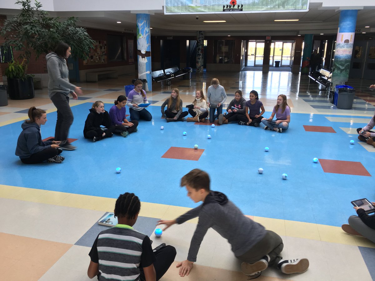SacredHeartOCSB's tweet image. Our robots in action today in the atrium #CodingProject