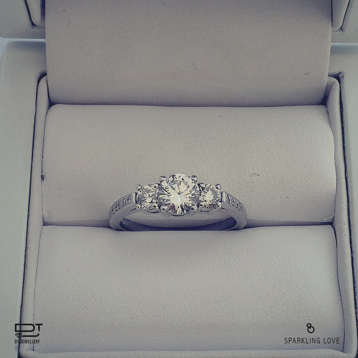 If you know someone planning to propose put us in touch, we can help!