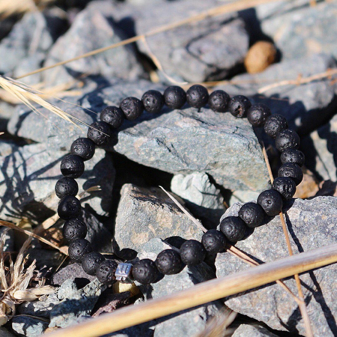 IonLoop's tweet photo. Harness the energy of Mother Earth. IonLoop Lava Stone Bracelet. 🌋 https://t.co/8eLLiZAxOs #IonLoop #Lava #Earth #Stone #LavaRo #Crystals #HealingStone #Rocks #LavaStones #HealingStones #Nature #YogaLife #Swim #bracelets #Yoga #Crystal #crystalstone #CrystalGardenia https://t.co/R0TeEAb5M1