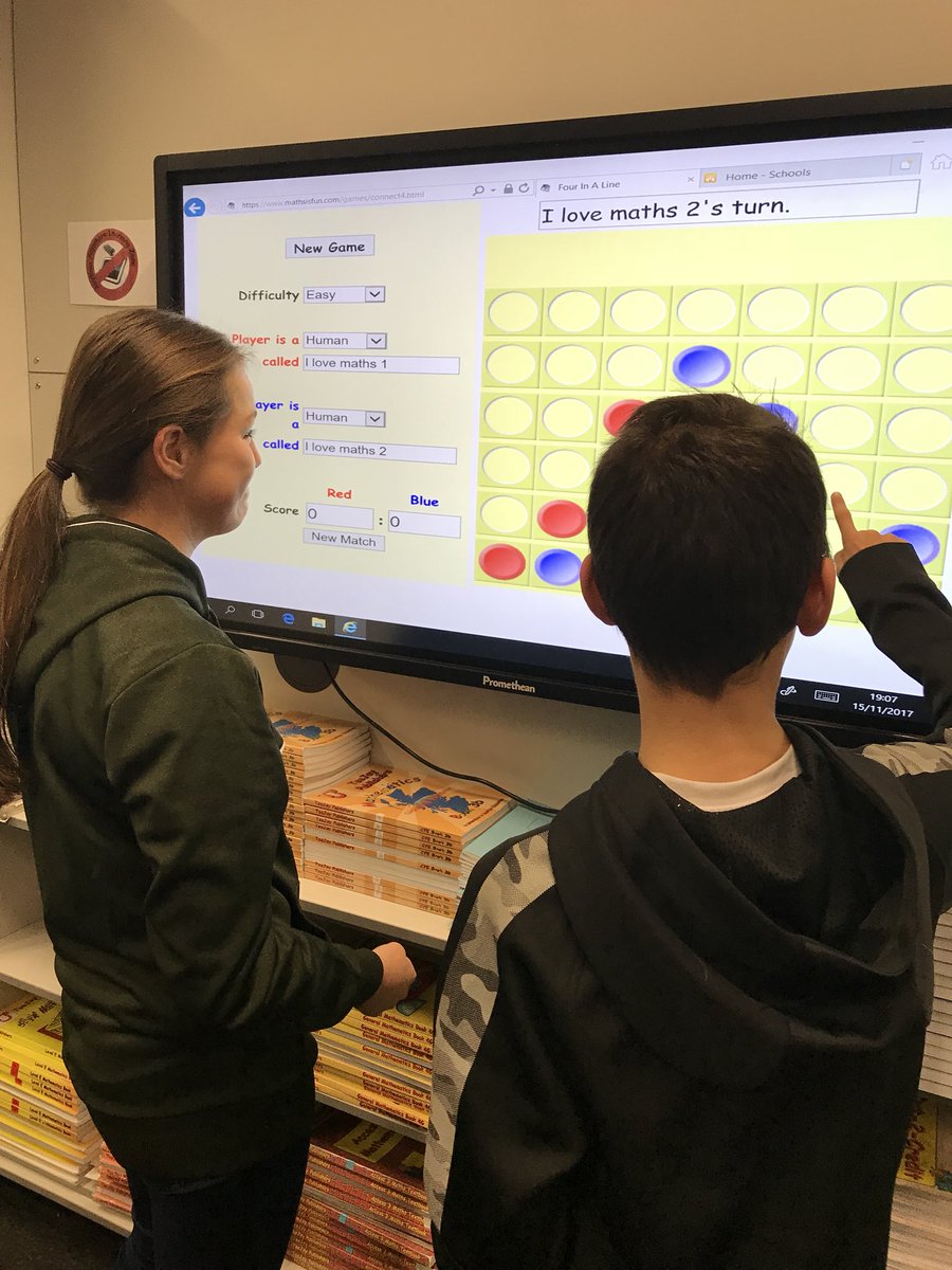 Brother v Sister Connect 4. An intense game! #p7openevening #mathsandnumeracy #transition