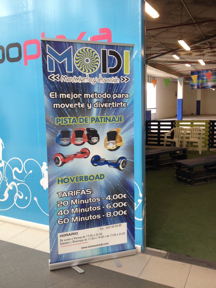 CCLeonPlaza's tweet photo. En pareja, con tus amigos, para una celebración…movimiento y diversión en León Plaza ven y disfruta en nuestra pista de patinaje MODI #hoverboad https://t.co/x5HQASePns