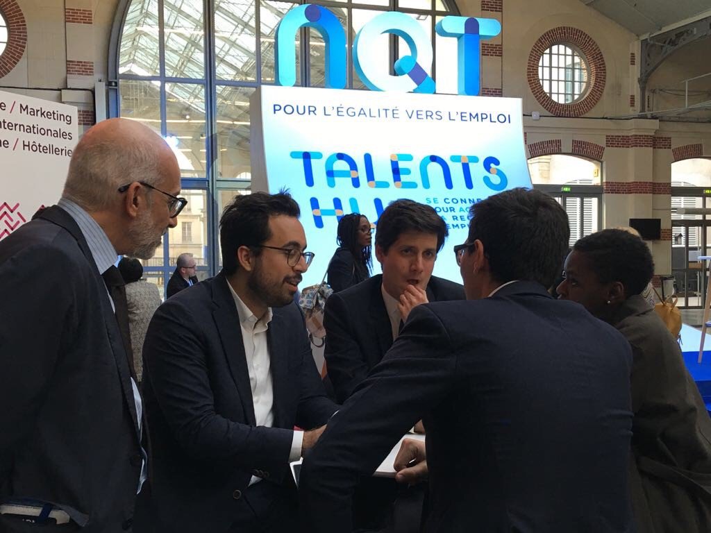 APc_lobbying's tweet photo. Succès de l’événement #TalentsHubNQT, en partenariat avec APc. 
Ministres, jeunes et @NQTasso autour de la table pour encourager le #parrainage et l'#emploi des jeunes. 
@BrunoLeMaire @murielpenicaud @J_Denormandie @mounir https://t.co/IjdSlLecxL