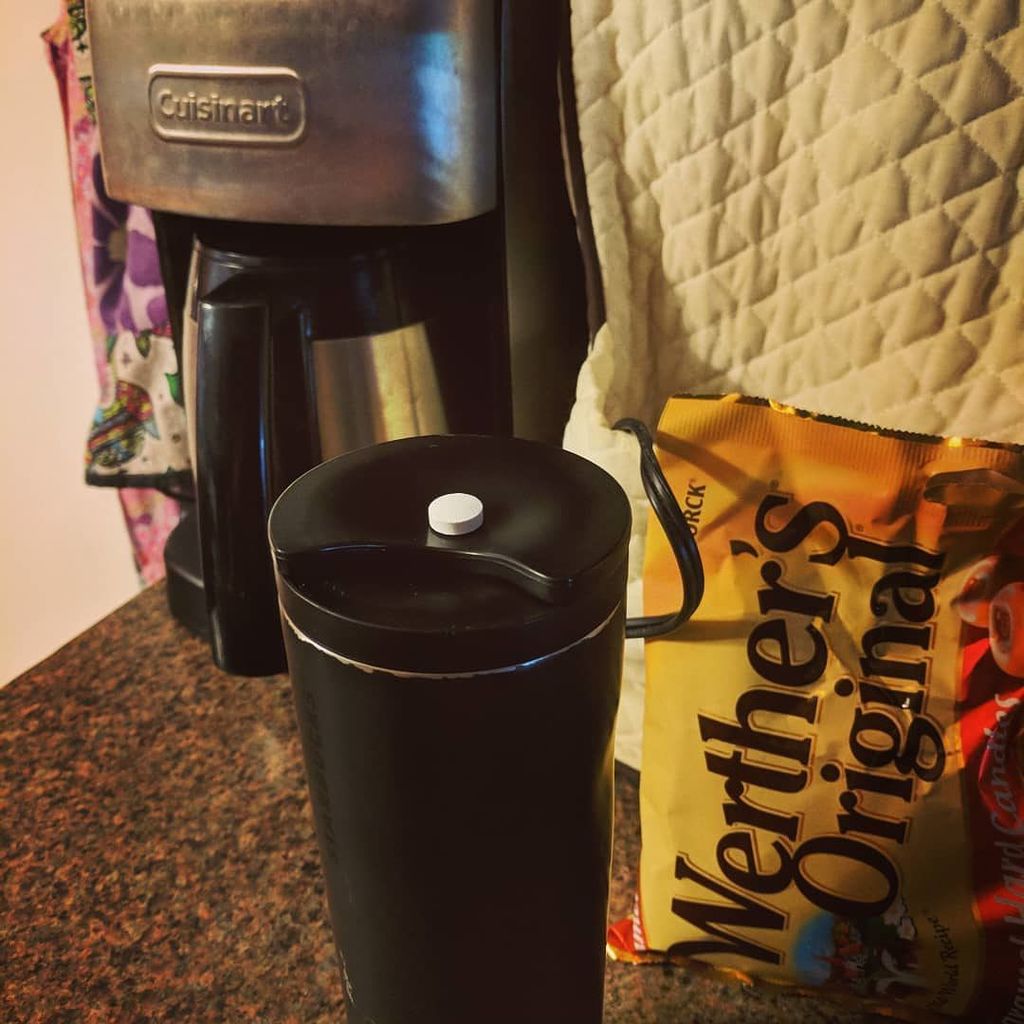 tadousay's tweet photo. Nothing says 💗 quite like making sure your wife has her morning coffee and daily vitamin D. 😍 #hegetsme #thankgood… https://t.co/R6K15JAabS https://t.co/HkfnsnTTyC
