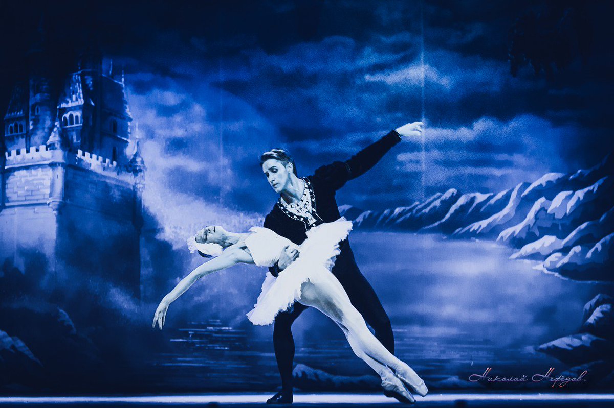 akbash60's tweet image. 30.10.2017.Ульяновск Большой зал Ленинского мемориала.#Лебединоеозеро.