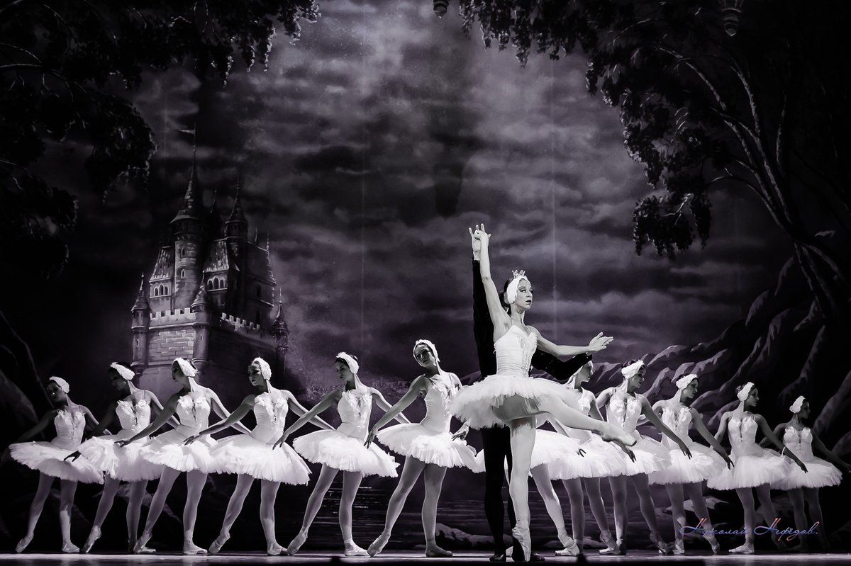 akbash60's tweet image. 30.10.2017.Ульяновск Большой зал Ленинского мемориала.#Лебединоеозеро.