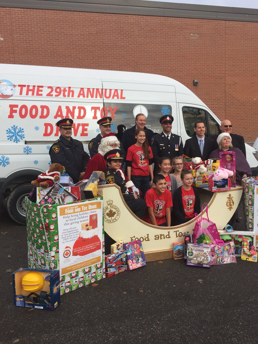 LoweryTrustee's tweet photo. Great launch of 29th annual @DRPS Food &amp; Toy Drive at  Dr. S J Philips PS! @PhillipsFalcons. Get on board and donate today! We’re a community that cares! @DurhamDSB https://t.co/uyoW0m3IKT