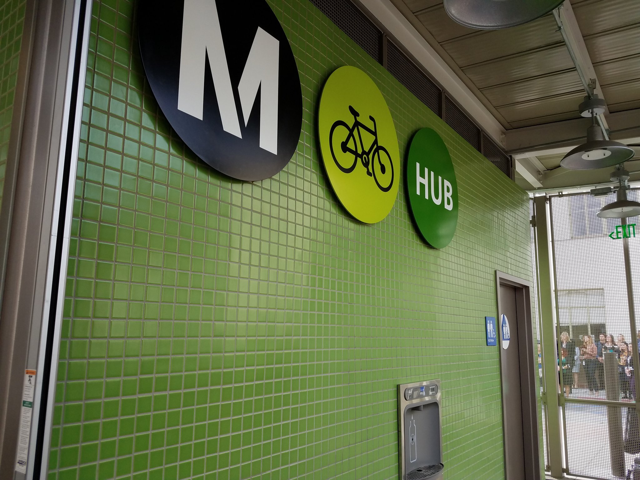 Metro cheap bike hub