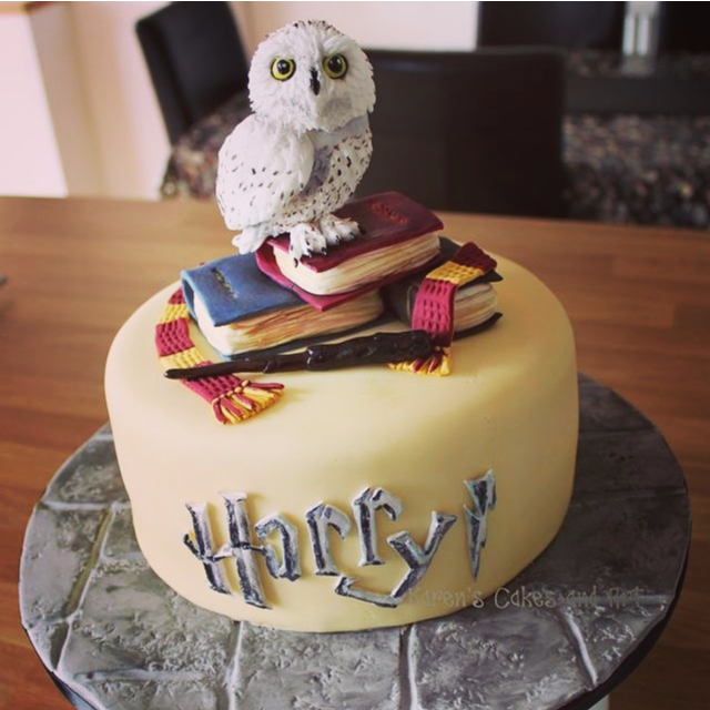 Irene_Silmarien's tweet photo. Β«You are a wizard, Harry!Β» π§ββοΈπ
#HarryPotter #Nerdcake #Nerdfood #potterhead
#15novembre https://t.co/XstDa4spPs