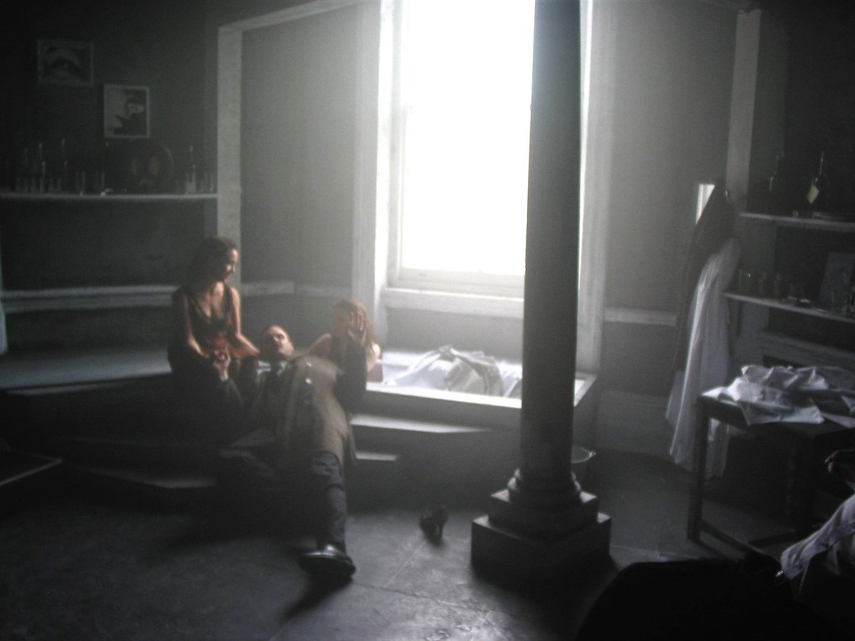 finborough's tweet photo. #Throwback to our 2008 production of HANGOVER SQUARE adapted from Patrick Hamilton's novel by Fidelis Morgan, directed by #GemmaFairlie designed by @AMarkerDesign
#LoveTheatreDay #Design #SetModel #theatre https://t.co/IrtJI5EZwC