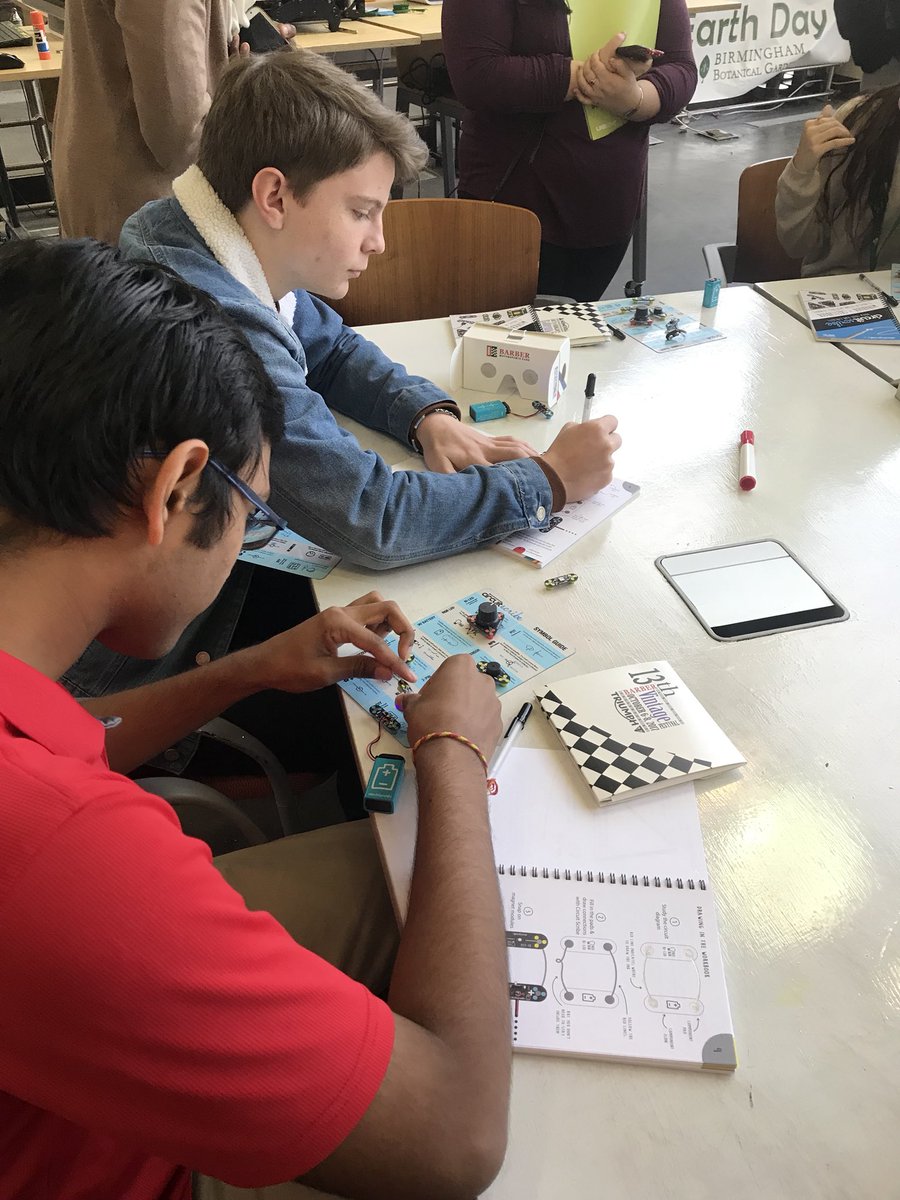 ampound's tweet photo. Loved having Hewitt Trussville HS students visiting @UABSchoolofBiz today! #Entrepreneurship #uabmisq https://t.co/k9I7ilFCnA