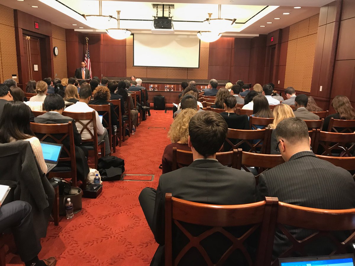 brownsug_ar's tweet photo. #C-SPAN covering Media Ownership https://t.co/3Dkw8e6Ot1